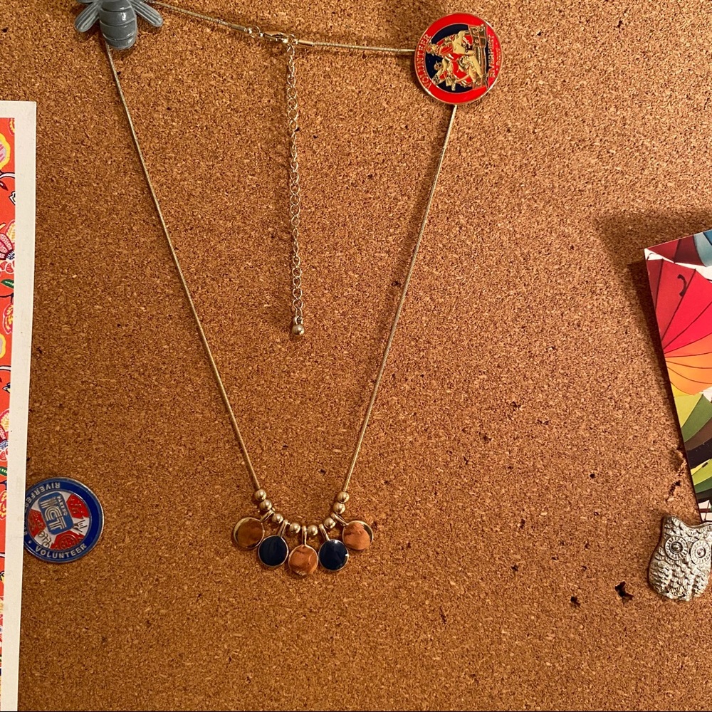 Fun necklace! - Picture 2 of 2
